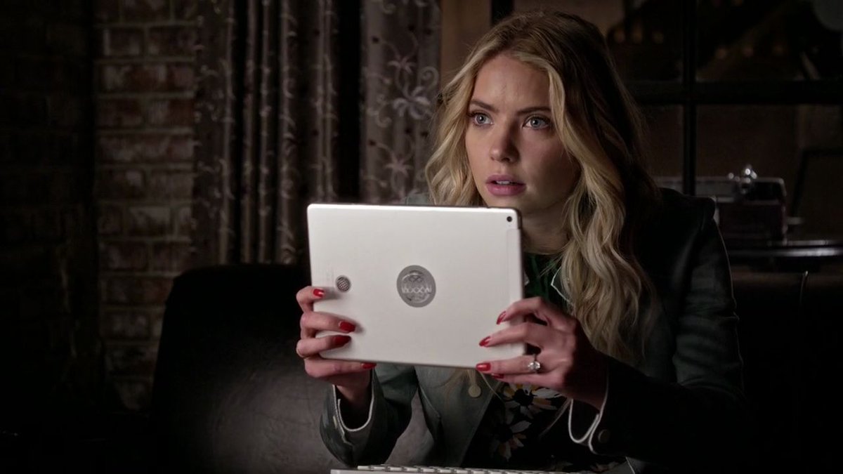 weblittleliars tweet picture