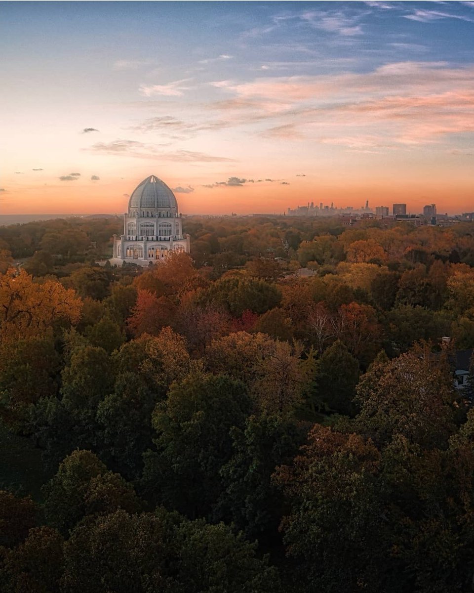 Stunning #droneshot of the #Bahai #HouseofWorship in #Wilmette near #Chicago #USA. #BahaiFaith