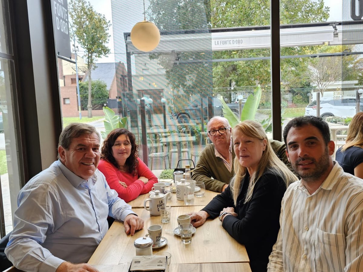 Hoy en Mar del Plata visité la Universidad Tecnológica Nacional @utnmardelplata y recorrí sus instalaciones con su Decano Fernando Scholtus. Con @luchina_ok y @juliaromero_13 📌Extraordinaria tarea que pocos conocen bajo la consigna “Aprendemos del mar”. Ingeniería Naval,…