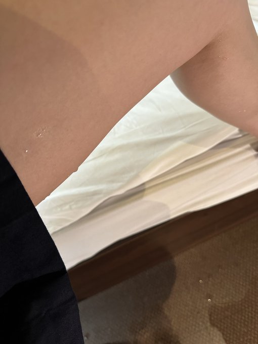 なんだか、ビシャビシャ🥺🥺🫣  ステキなGWをお過ごしください♡ https://t.co/WfKjazdf57