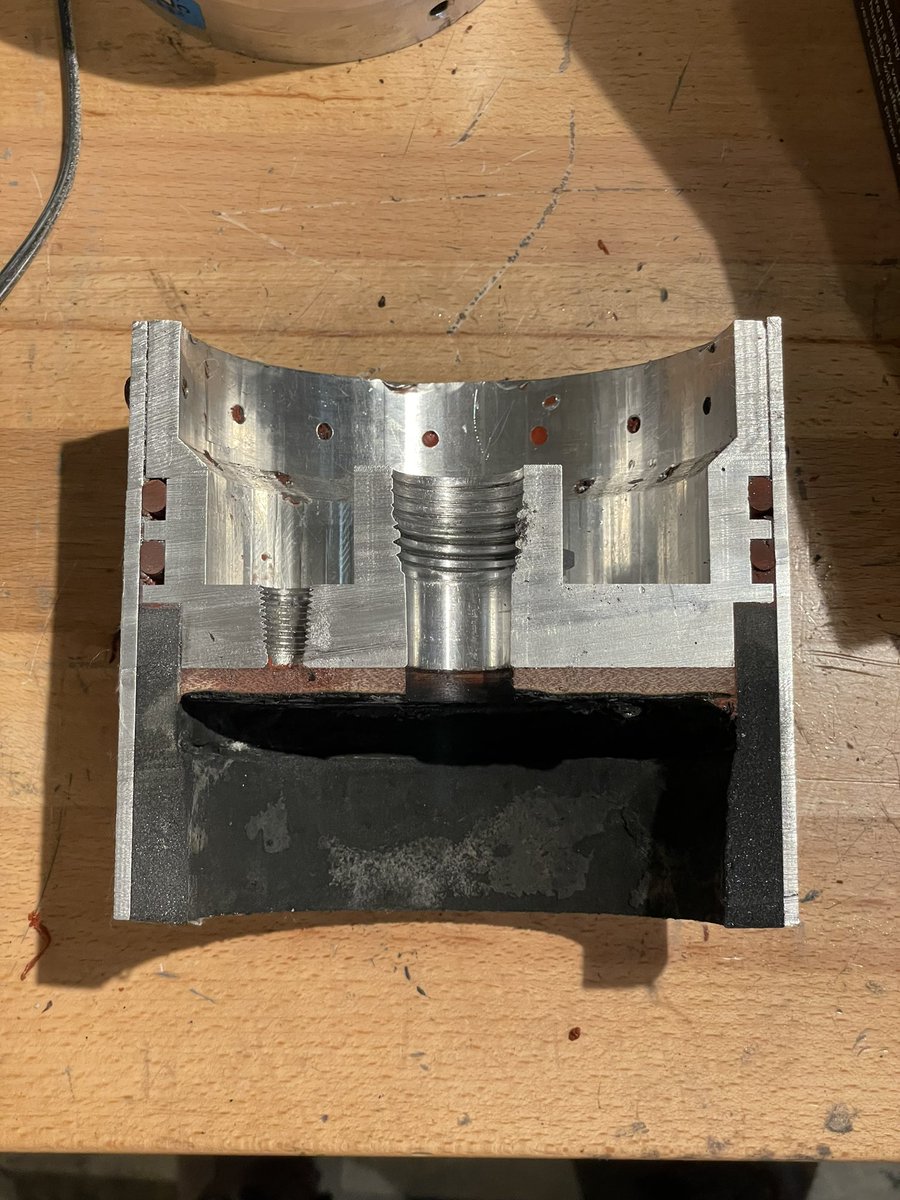 Another interesting cross section, this time of the Simplex V2 forward closure. The holes are for a pressure transducer and ignition bolt from left to right.