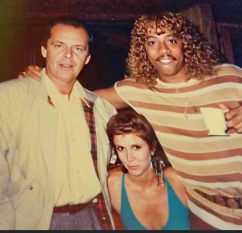 fasc1nate's tweet image. Jack Nicholson, Carrie Fisher &amp;amp; Rick James sometime in the 80’s