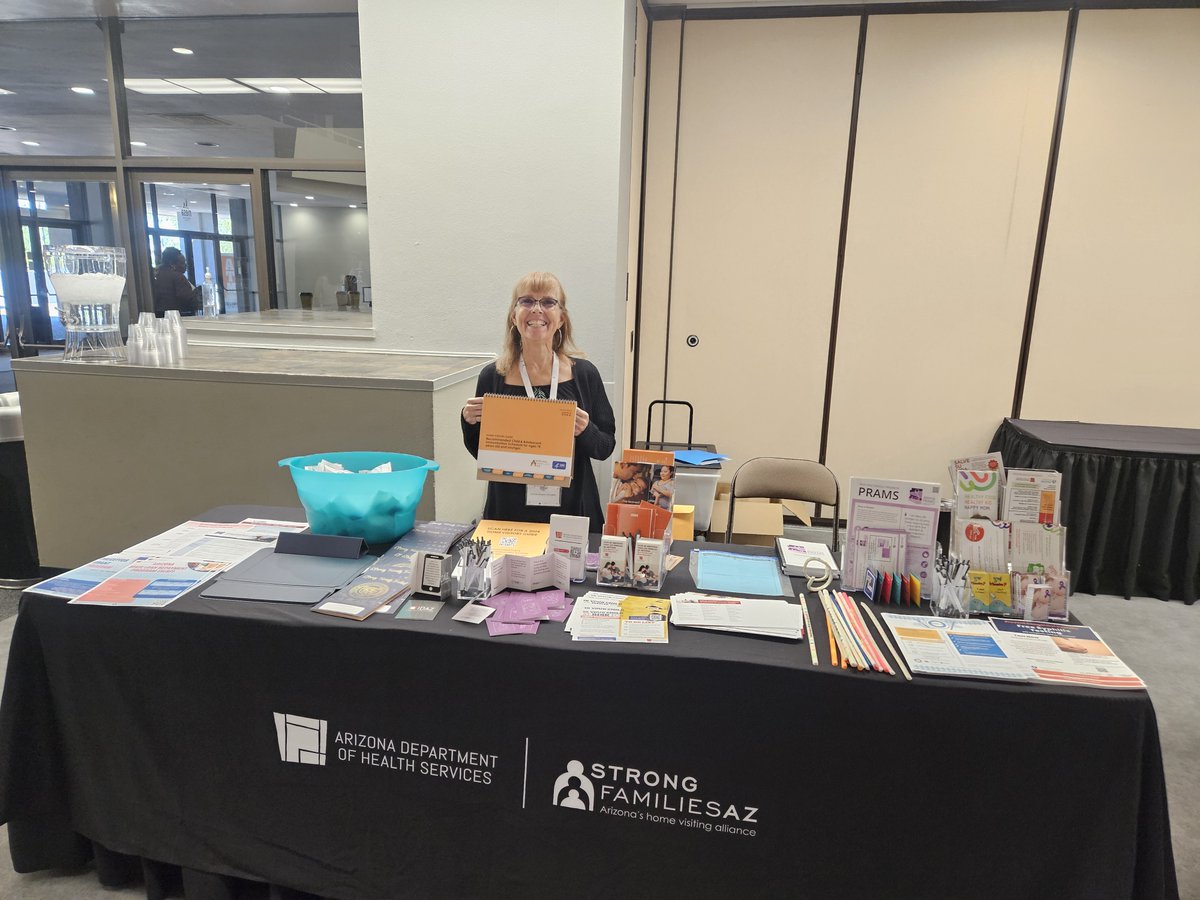 This week, the Bureau of Immunization Services (BIZS) hosted over 500 immunization partners at the 31st Annual Arizona Immunization Conference. ADHS team members and immunization professionals from all over the state learned the latest in vaccine updates and shared successes!