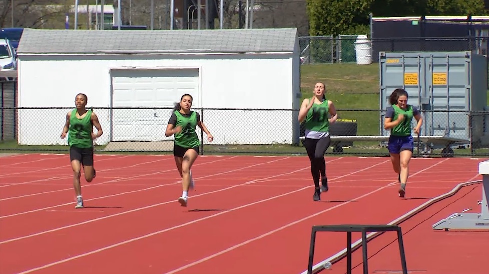 #UAlbany students take part in @FBI special agent physical fitness test trib.al/tWlE9fo