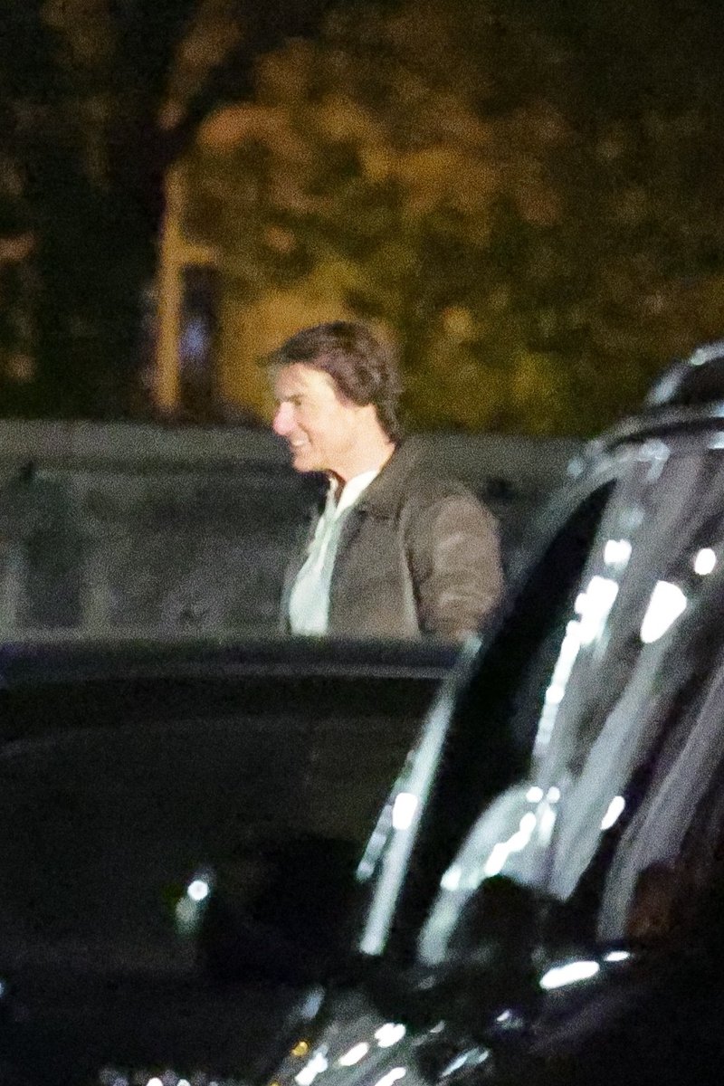 Tom Cruise filming Mission: Impossible 8 in Paris on Thrusday

#tomcruise #missionimpossible