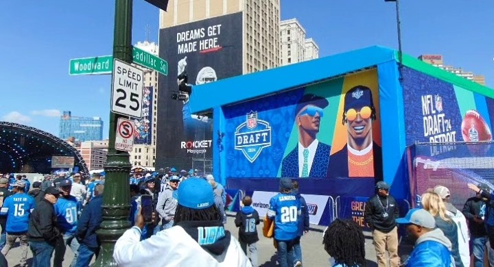 HearOurCity's tweet image. NFL Draft 2024 

Detroit Lions drafted CB Ennis Rakestraw JR  in Round 2, 61st overall on Friday. @EnnisRakestraw

#Detroit #Lions #nfldraftdetroit #nfldraft2024 #grandrapids #onepride #Michigan