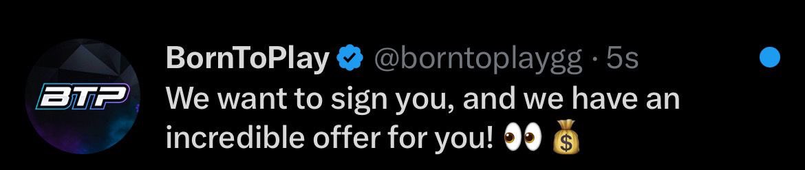 Send us your Fortnite Tracker stats & a clip of your sickest play to get this DM! 👀✍🏻