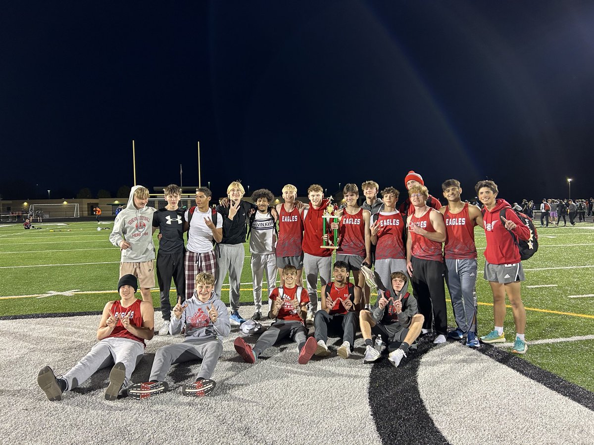 Boys take the Team Title at the Mayfield Invitational!  Great job.