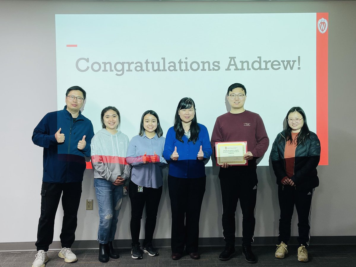 It’s been a bustling afternoon at our lab with numerous achievements to celebrate! Huge congrats to our grad students @zhu_zhijun, @ChemLauren, Wenxin, and undergrad Sophia (a double award winner!!) for their outstanding recognition at the @UWMadisonChem Awards Ceremony 2024 🥳🎉