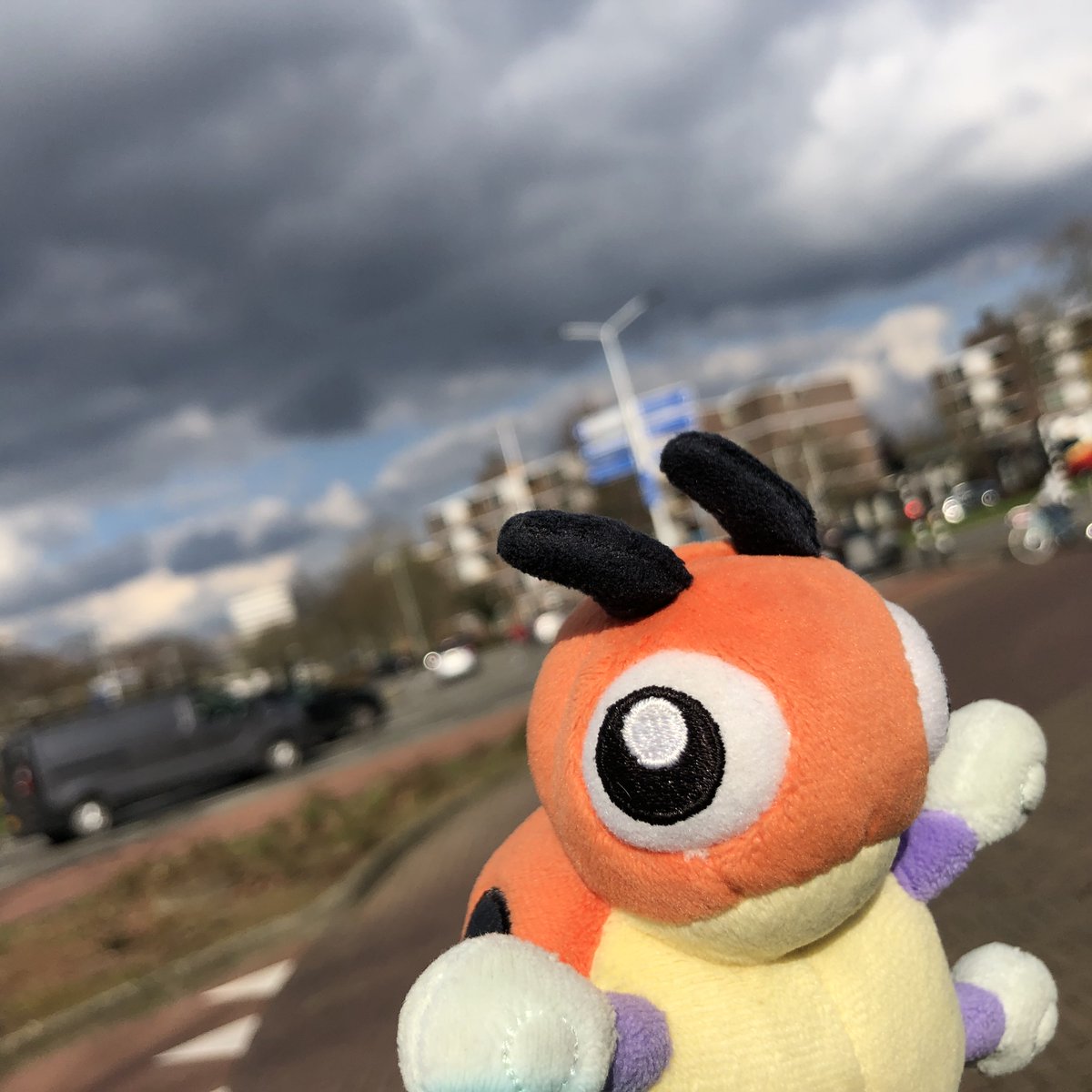 These clouds are a lot darker than Swablu's and Altaria's cloudy wings.

#LedybaSnap #PokemonSnap #Pokemon #PokemonGo #Ledyba #Rediba #レディバ #ポケットモンスター #Eindhoven