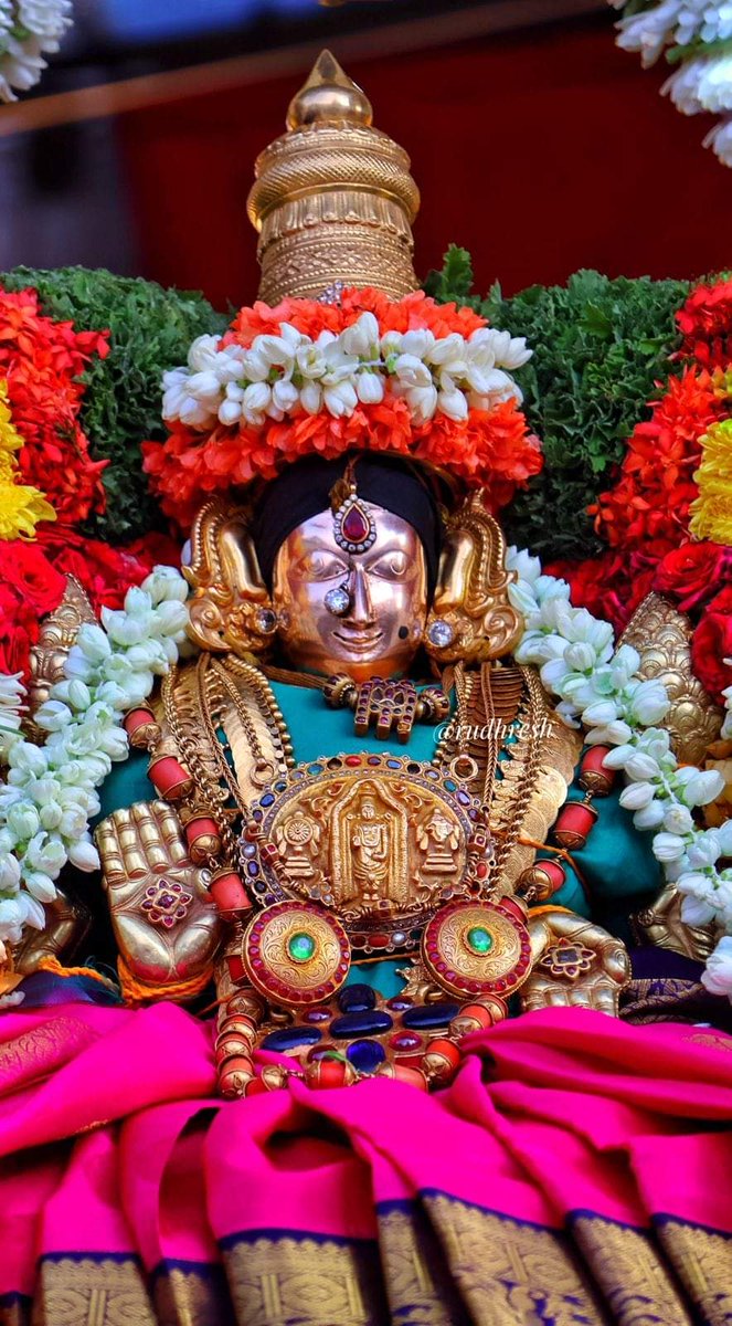 Tiruchanur Sri Padmavathi Thaayar Sukravaram Purapaadu Dhivya Sevai.