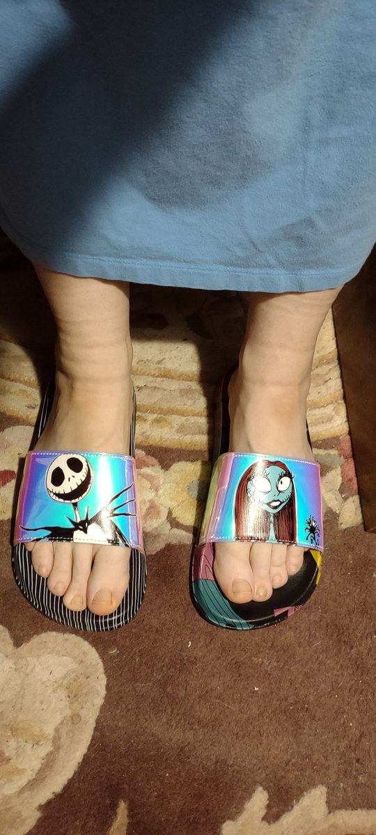 What do you people think of my new Jack and Sally sandals? 

#TheNightmareBeforeChristmas