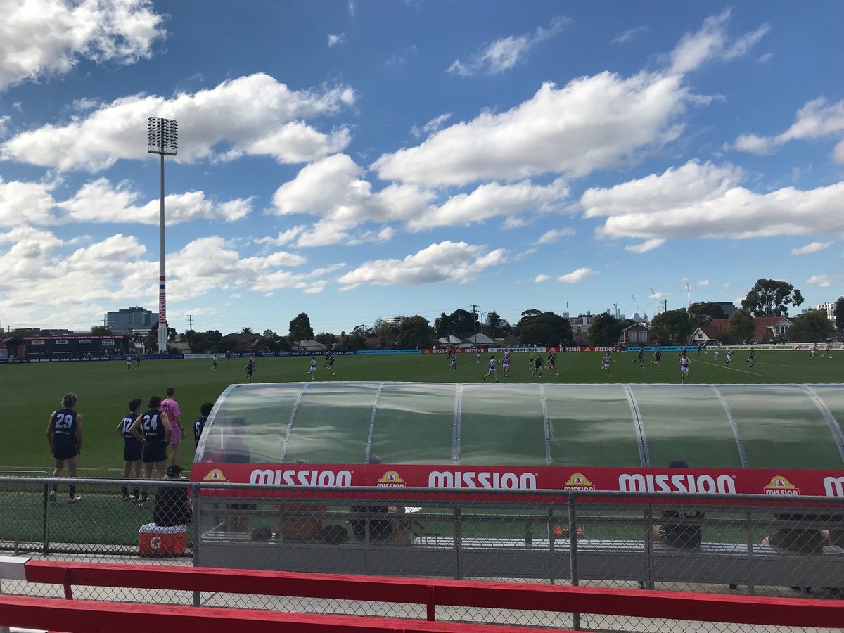 Not a bad day for it down at Whitten Oval. Dogs all over the Academy kids at this stage, Smillie impressive. #GenNext #AFLDraft