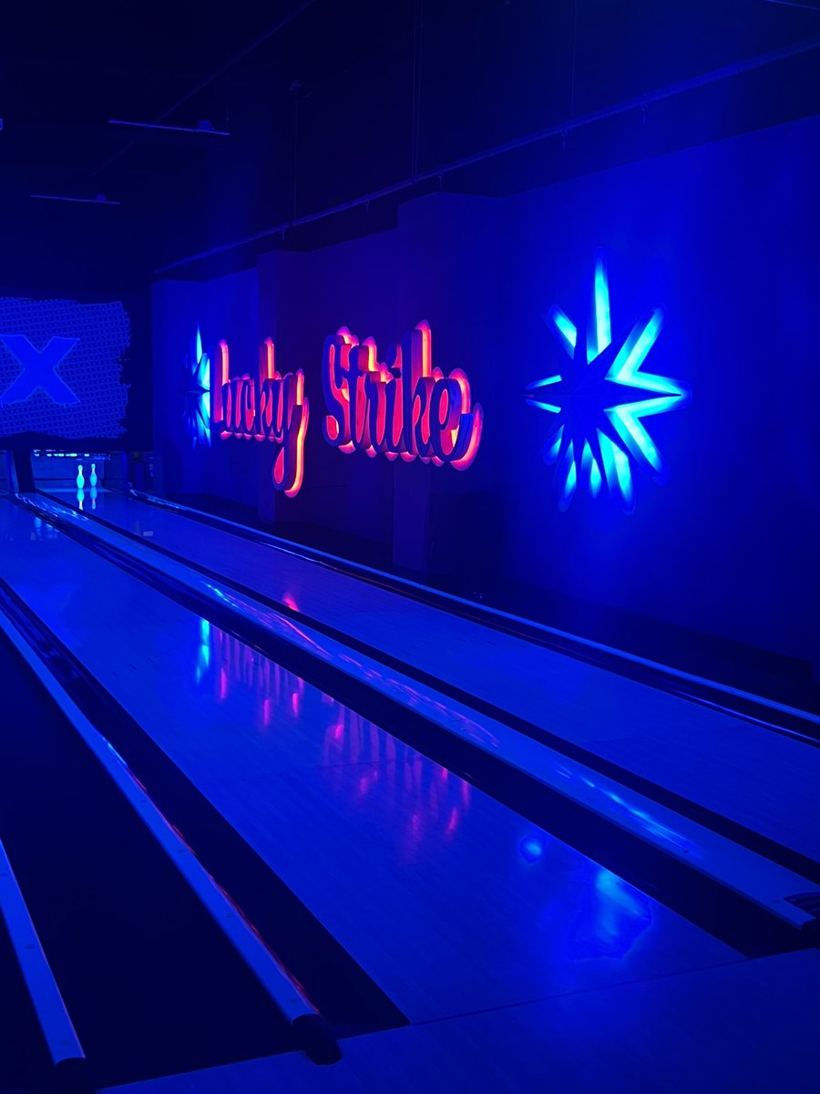 Fellow’s retreat at @luckystrike- thanks for hosting us! #bowling #strike #spare #fellowship #bmc #bumc #renal #nephrology #bostonmedicalcenter