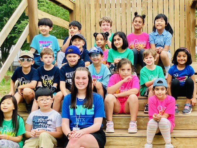 heymrstraugott's tweet photo. Field Trip fun! Thanks @blessingtonfarm for having us! #katyisd #twehowl #firstgrade #fieldtrip https://t.co/hOvsY85ZbF