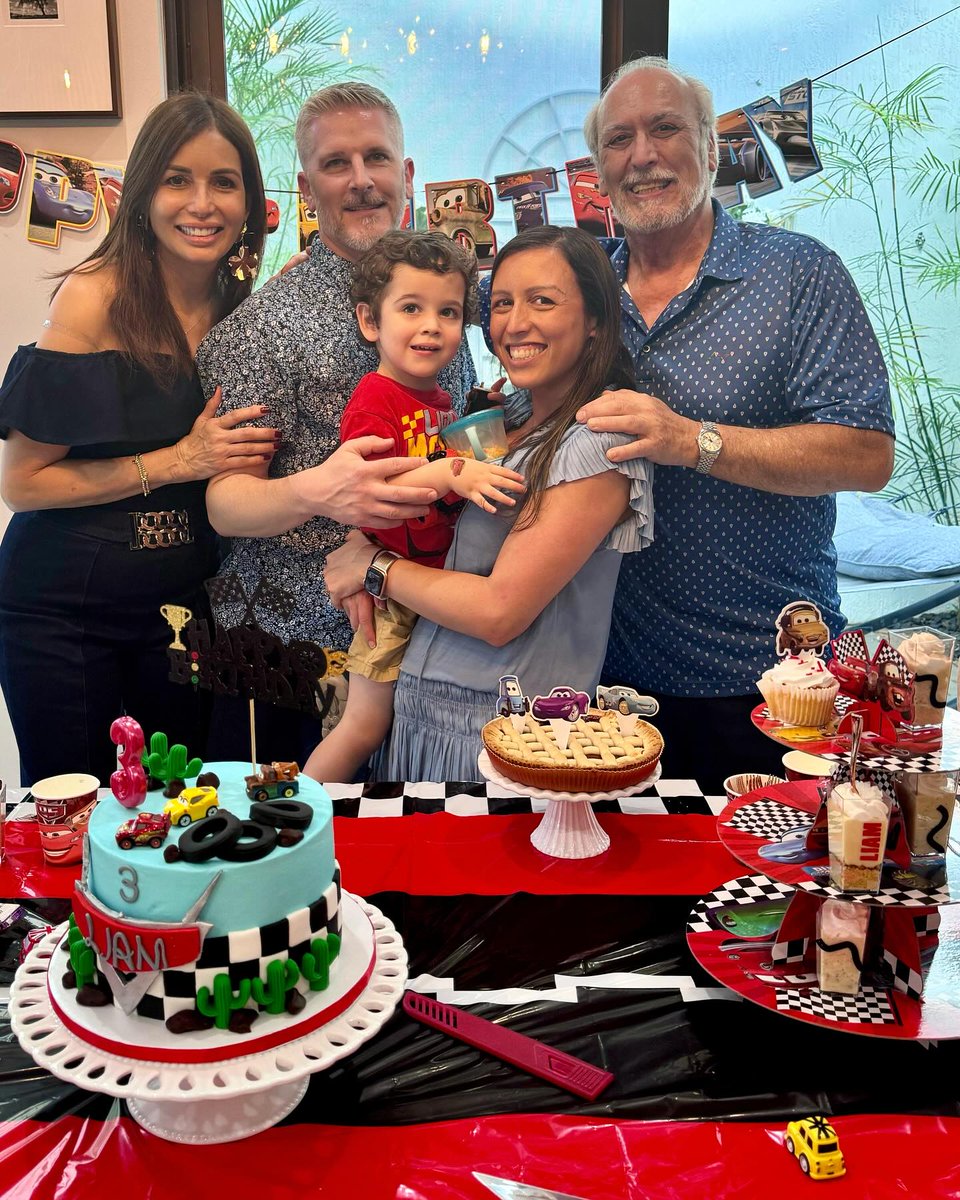 Giselle Blondet celebró feliz el cumpleaños de su nieto Liam. 🥳🎉🎂 📸: giselleblondet