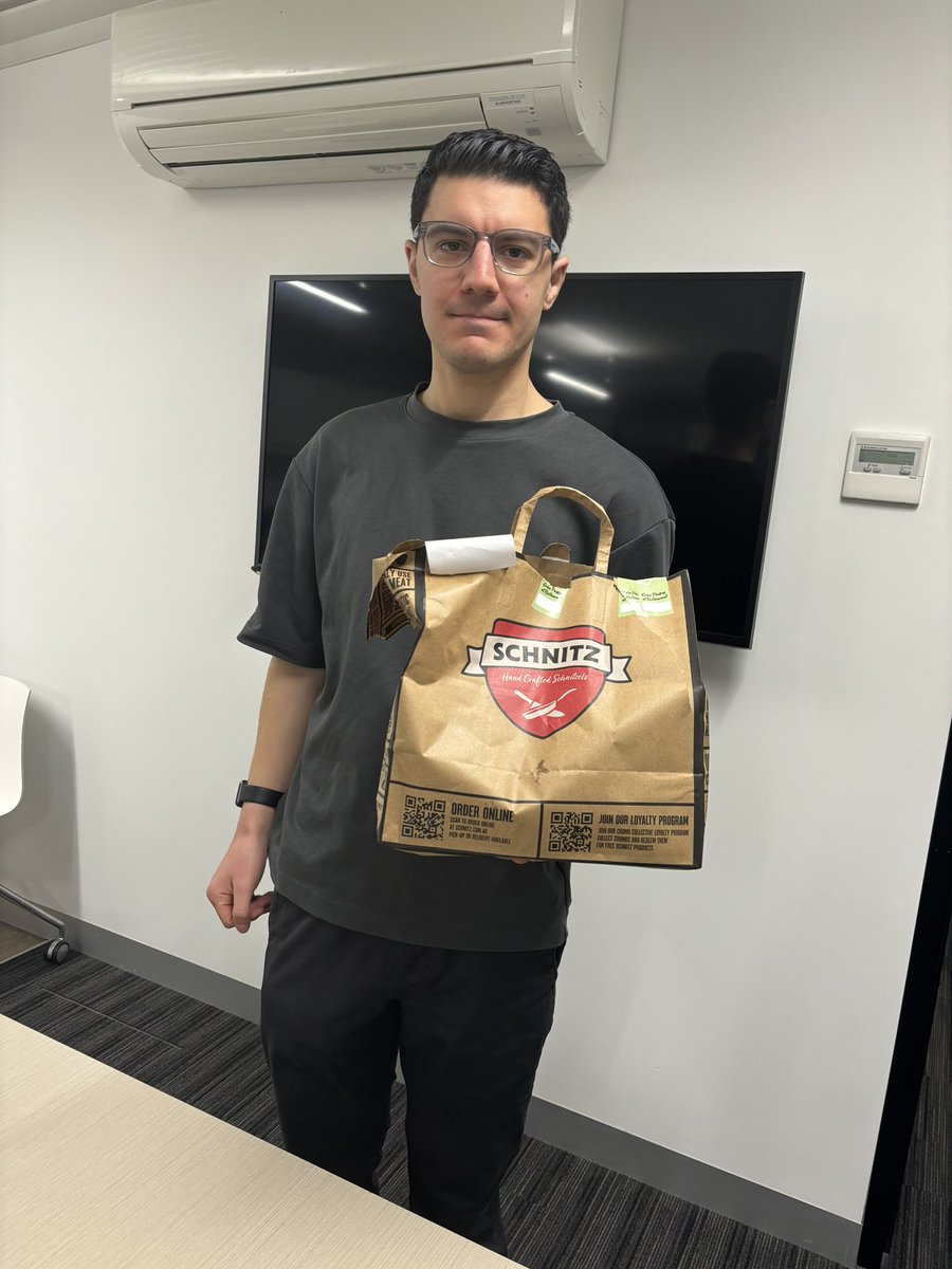 AnthonyBitzilis's tweet photo. Name a more iconic duo https://t.co/mTVgwtEwaQ