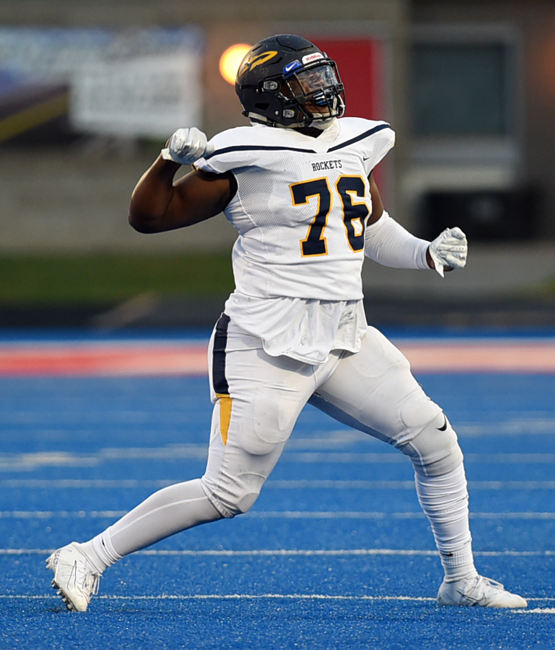 I'll admit I've been so busy with HS coverage that I didn't take the time to think about "what if."

Well, now I'm just blown away. 

So many memories of watching Big Mike, talking to Big Mike, even thinking back on his Streetsboro hoops days.

I'm blown away.

📷 Lisa Scalfaro