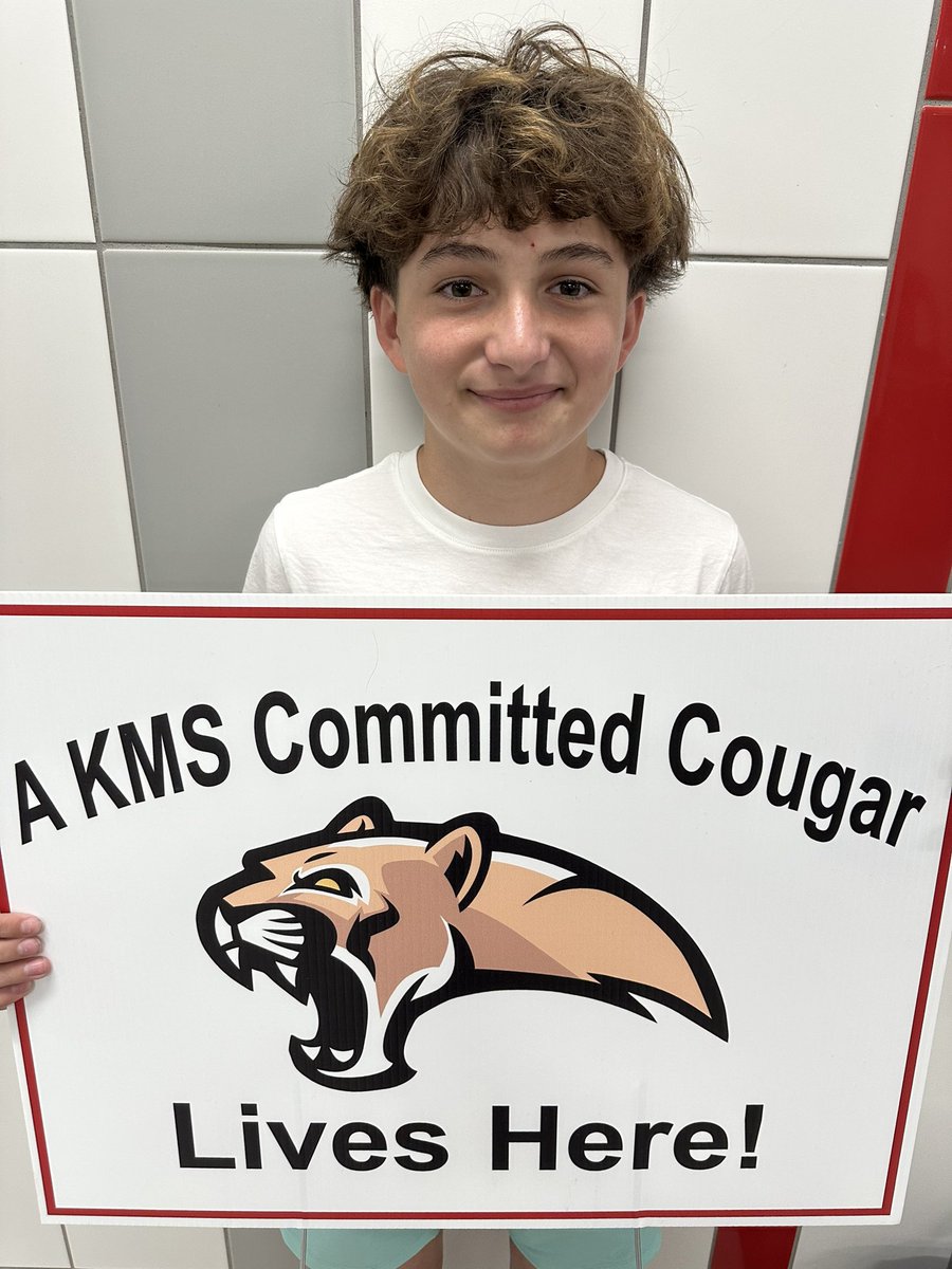 Congrats to Nicholas Pavel for being this week’s 8th grade Soccer #KMSCommittedCougar for his amazing free kick vs @HumbleISD_ARMS !

@HumbleISD @HumbleISD_ath @HumbleISD_KMS
@HISDParents
#KMSCougarPride