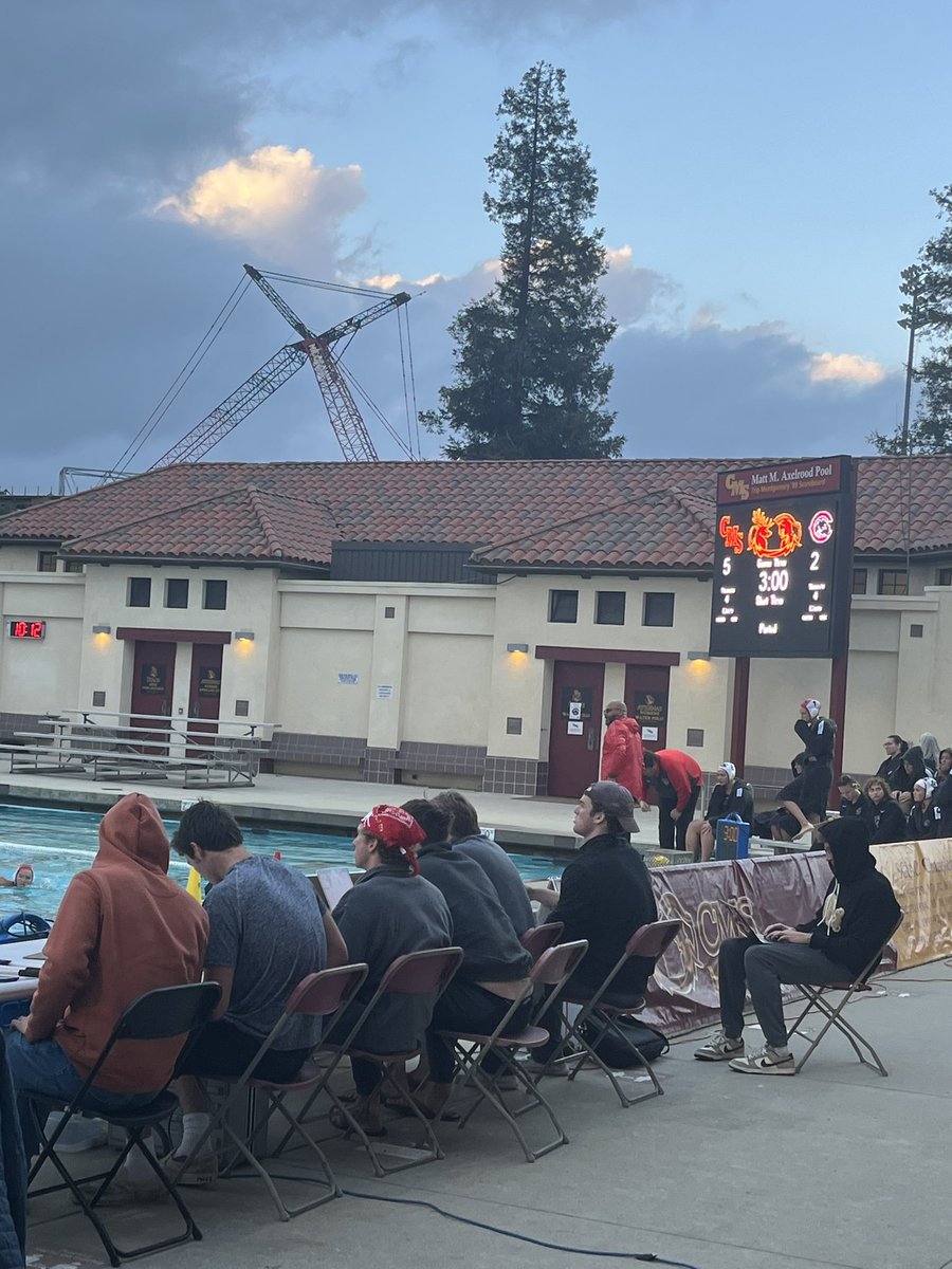 After the first quarter @AthleticsCMS leads @ChapmanU 5-2 in #SCIACtion women’s water polo semifinals