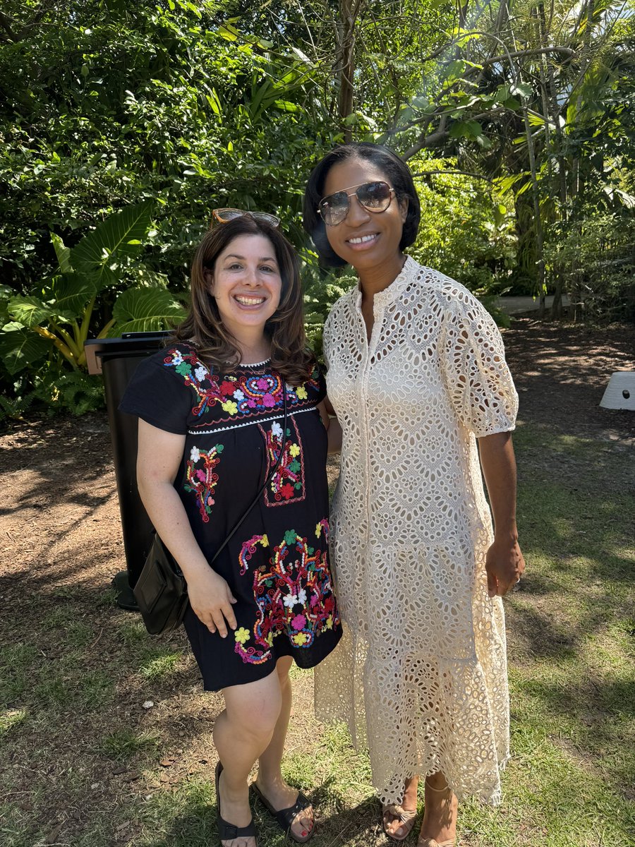 City Manager tweet media