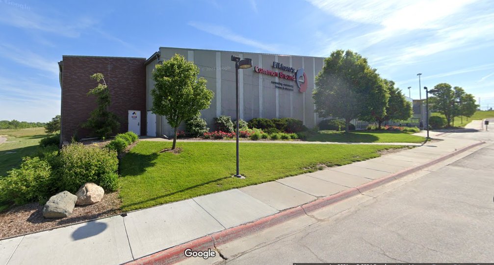 Red Cross shelter for #Elkhorn & west #DouglasCounty
Anyone who needs a place to stay tonight...

1701 Veterans Drive
Elkhorn #Nebraska 

Here's a map to the building = it's the bright red pin in the center & what the building looks like.

#newx #NebraskaTornado