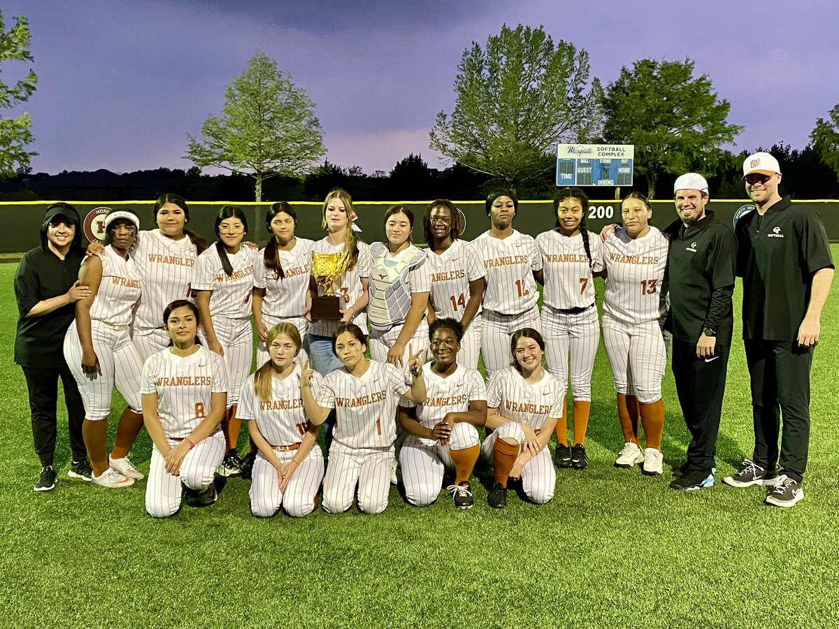 West Mesquite Lady Wranglers are Bi- District Champs once again! 🏆. Proud of these young ladies and love watching their hard work pay off! #westsidebestside #westsidestandard 
#LetsGo