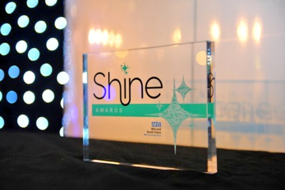 🌟 We're so proud of @Craftytracey our Lead Research Nurse at Broomfield Hospital, finalist in the 2024 #MSEShineAwards Leadership category 👏👏👏 💐 Congratulations Tracey 🫶🎉 #MSEteam #CRNurse @MSEHospitals @NIHRCRN_nthames