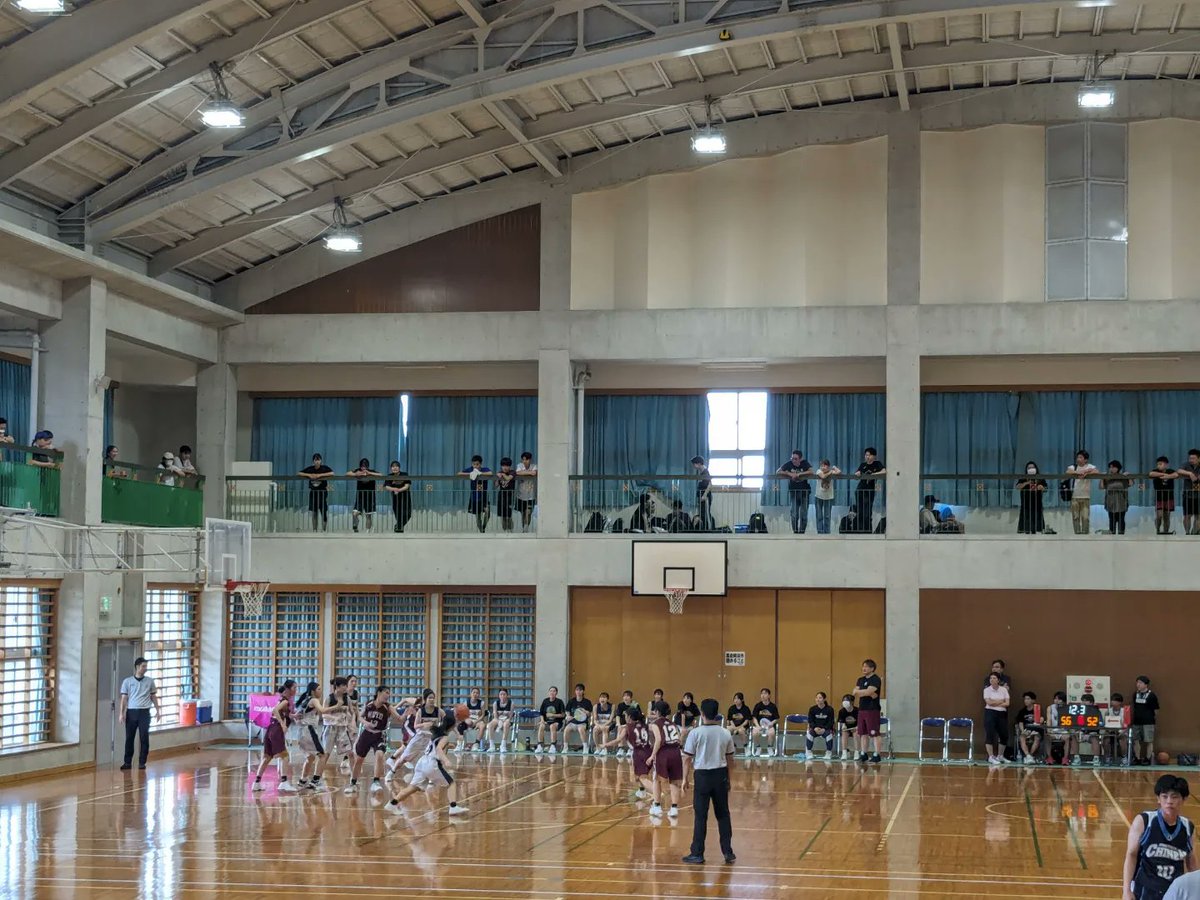 stepbystep022's tweet image. 本日より高校の那覇南部春季大会も開催されております!

気温も暑くなってきてますので、体調に気をつけて頑張って下さいねー!

#沖縄バスケ #バスケットボール #沖縄バスケットボール #沖縄 #STEPBYSTEP #ステバイ #ステップバイステップ