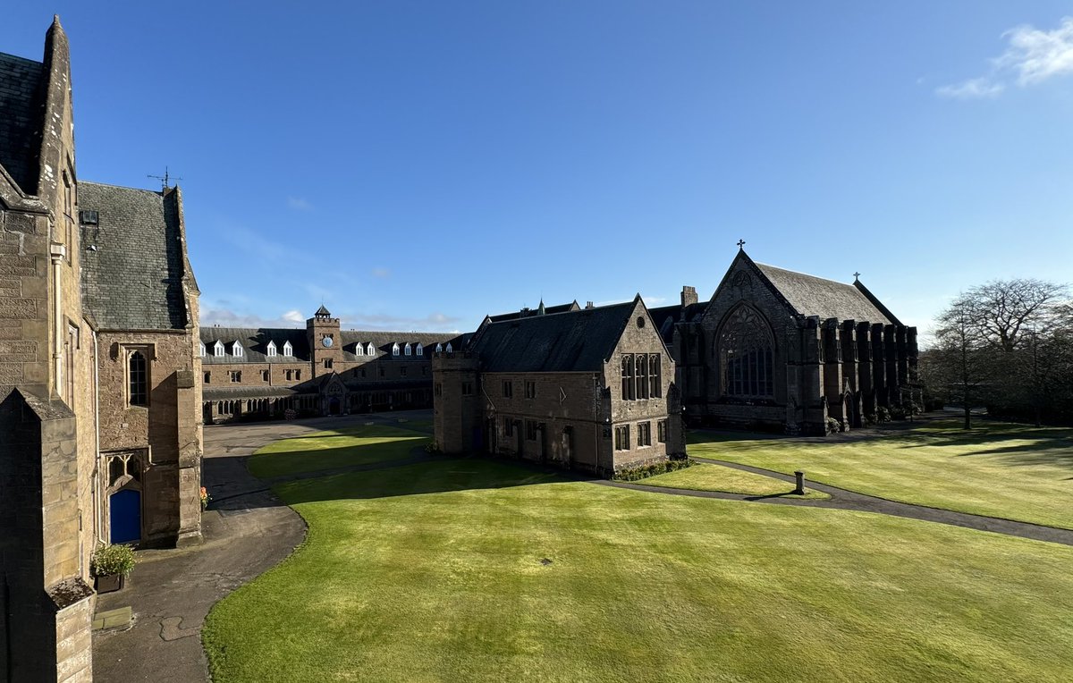 Almost like we planned it…. A glorious spring morning for Open Day @GlenalmondColl. Very much looking forward to welcoming visitors later, and then the first cricket matches of the term this afternoon.
