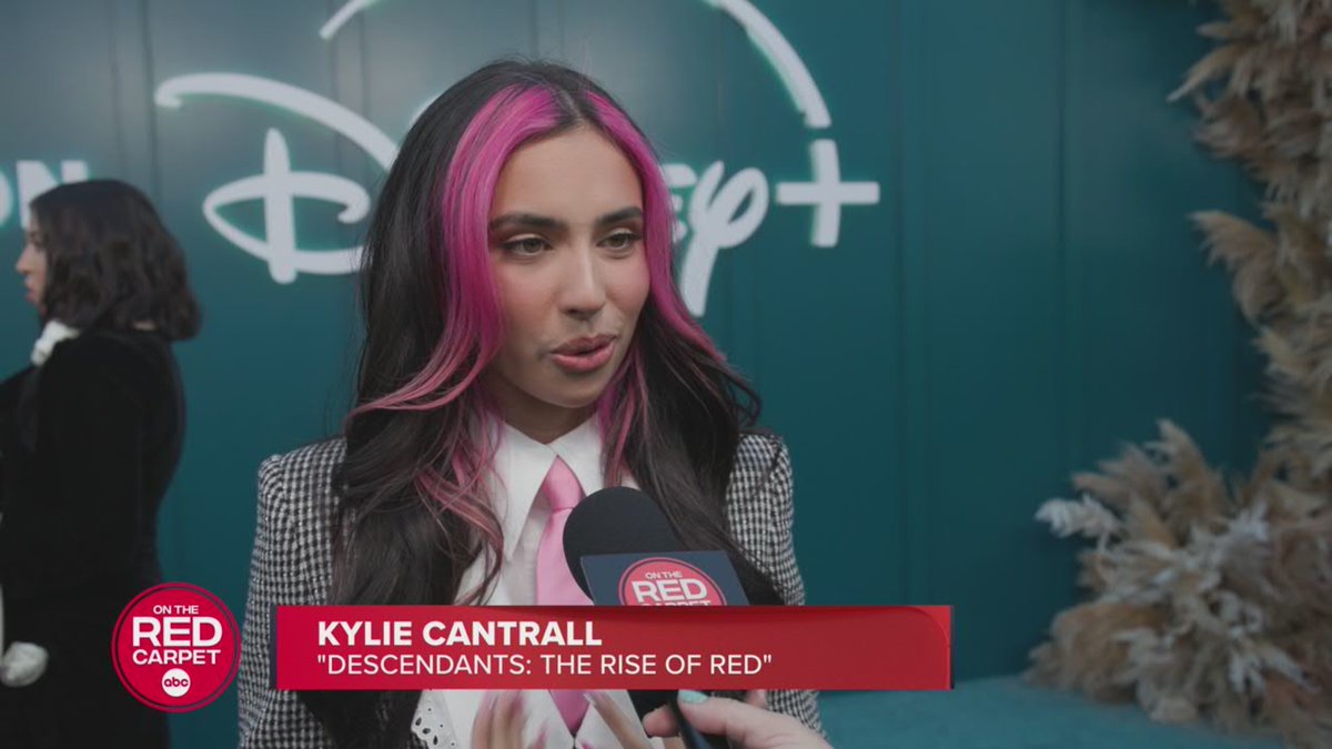 'Descendants: The Rise of Red' star Kylie Cantrall sings on first song from the movie abc7ne.ws/3UEm2es