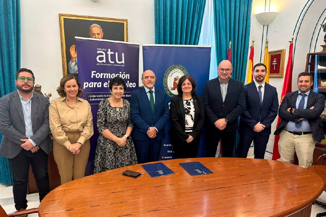 .@Grupo_ATU y @UCAM de #Murcia imparten 2 diplomas de #tecnología para atender las nuevas demandas #laborales ow.ly/kk2R50RjBi0 #formación #empleo #universidad #empleabilidad #FP #cualificación