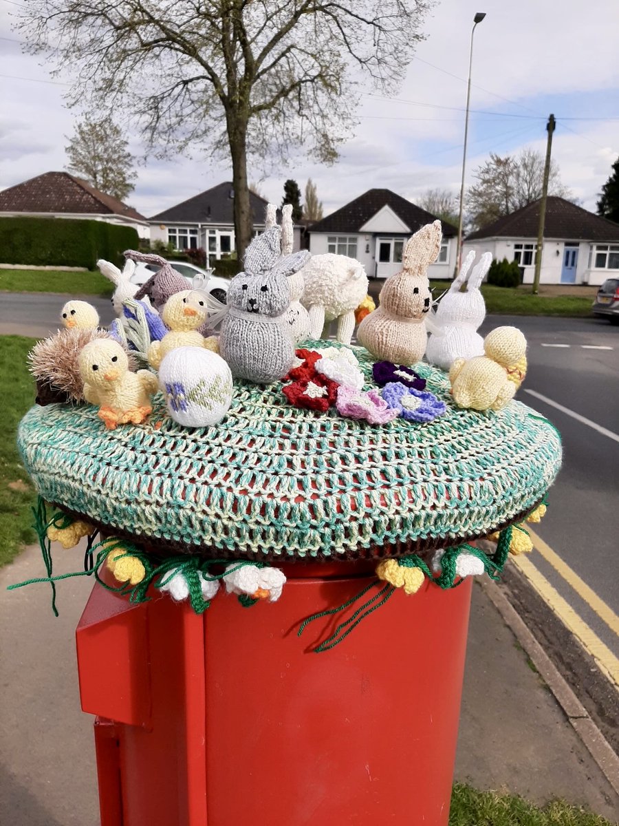 #PostboxSaturday 
Shenstone Valley Road, Halesowen, Birmingham 🐰