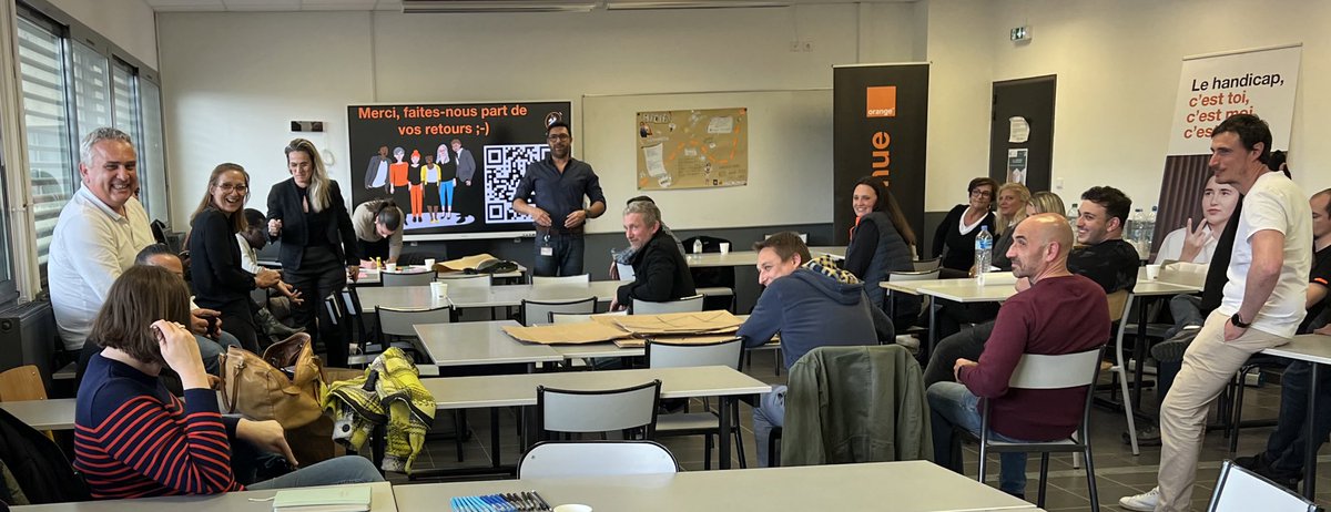 Hackathon «Donne in Tech» d’@OrangeCorse avec @AFPA_Corse & @FTravail_Corse.

Programme
-fresque #WomenInTech
-découverte des métiers
-identification des freins & leviers
-réflexion sur la #reconversion & promotion des métiers

Unissons nous pour un avenir #numérique inspirant.