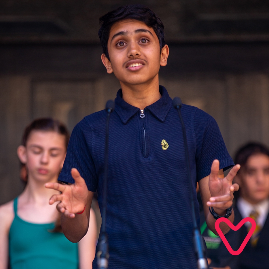 We're announcing the #PoetryByHeart 24 finalists live @The_Globe 4pm Weds 1 May! Classic category celebrates outstanding achievement in speaking poems. The judges focus on voice, understanding, performance & accuracy to find the best performers. More info: ow.ly/fTis50RpOOK