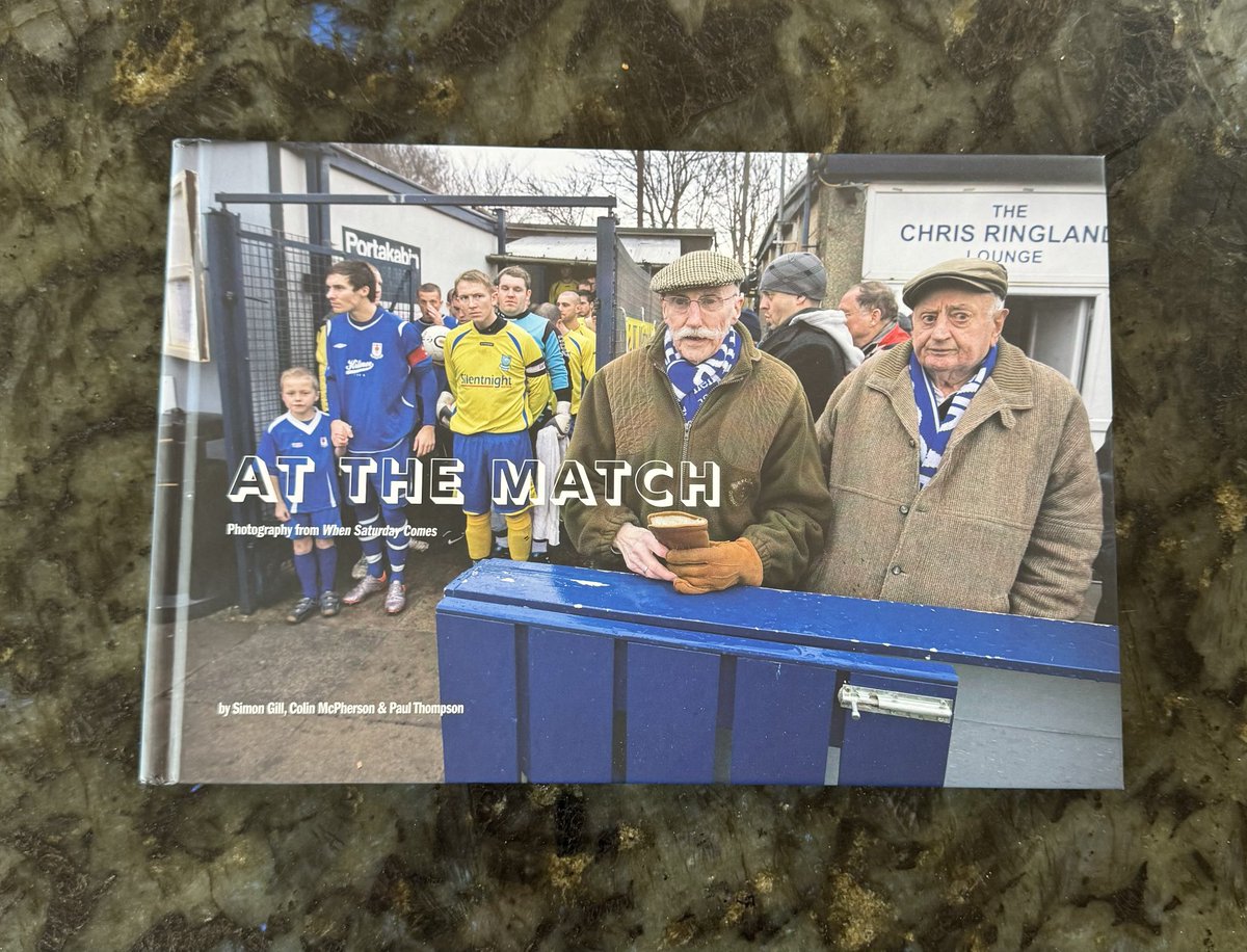 When Saturday Comes, wonderful books like this arrive. Beautiful pictorial celebration of the game, the rituals, the highs, pies and lows. A reminder of the importance of the game at all levels 📸 ⁦@WSC_magazine⁩ wsc.co.uk/atthematch