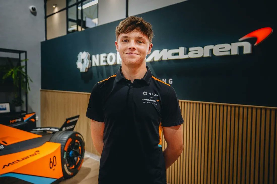 sergiorf97's tweet image. JUST IN: 19 year-old, Talor Barnard is set to make #ABBformulaE debut in Monaco, as Sam Bird was found to have broken his hand after an incident.