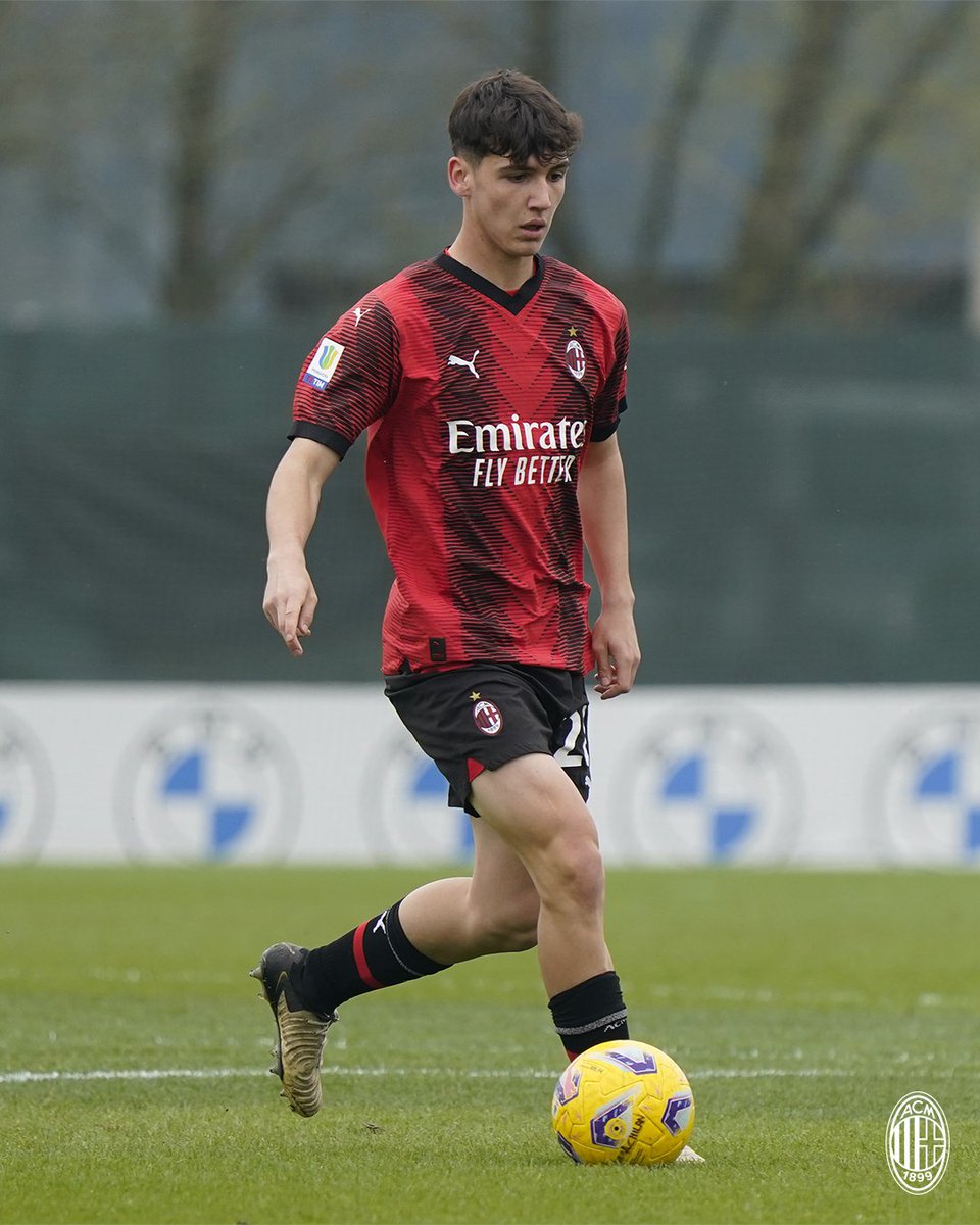 #Primavera1TIM | 31ª giornata
🔜 #MilanMonza
Il #MilanPrimavera scende in campo alle 13.00
📺 @tvdellosport

#SempreMilan #MilanYouth