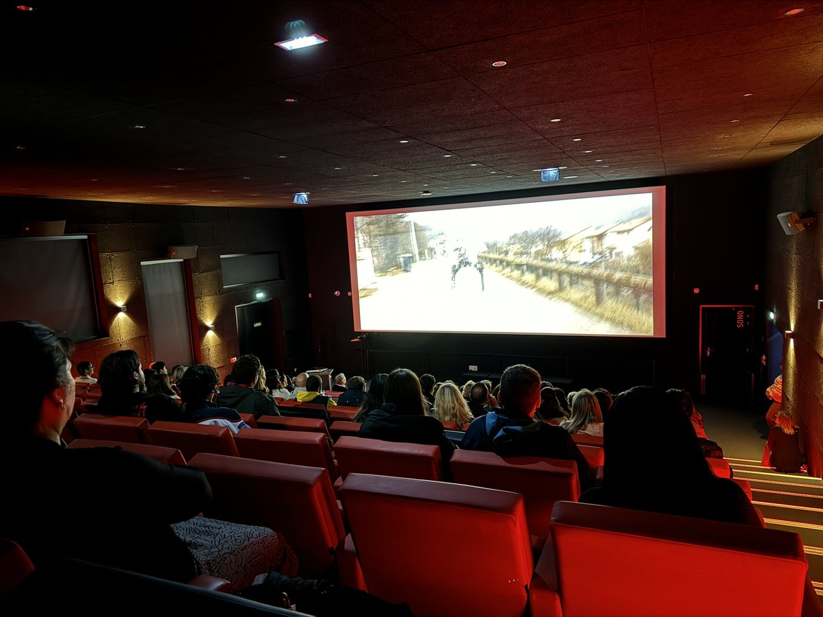 9h30 : projection de film dans notre salle de cinéma 🎦🍿

#JPO #portesouvertes #Cinema
