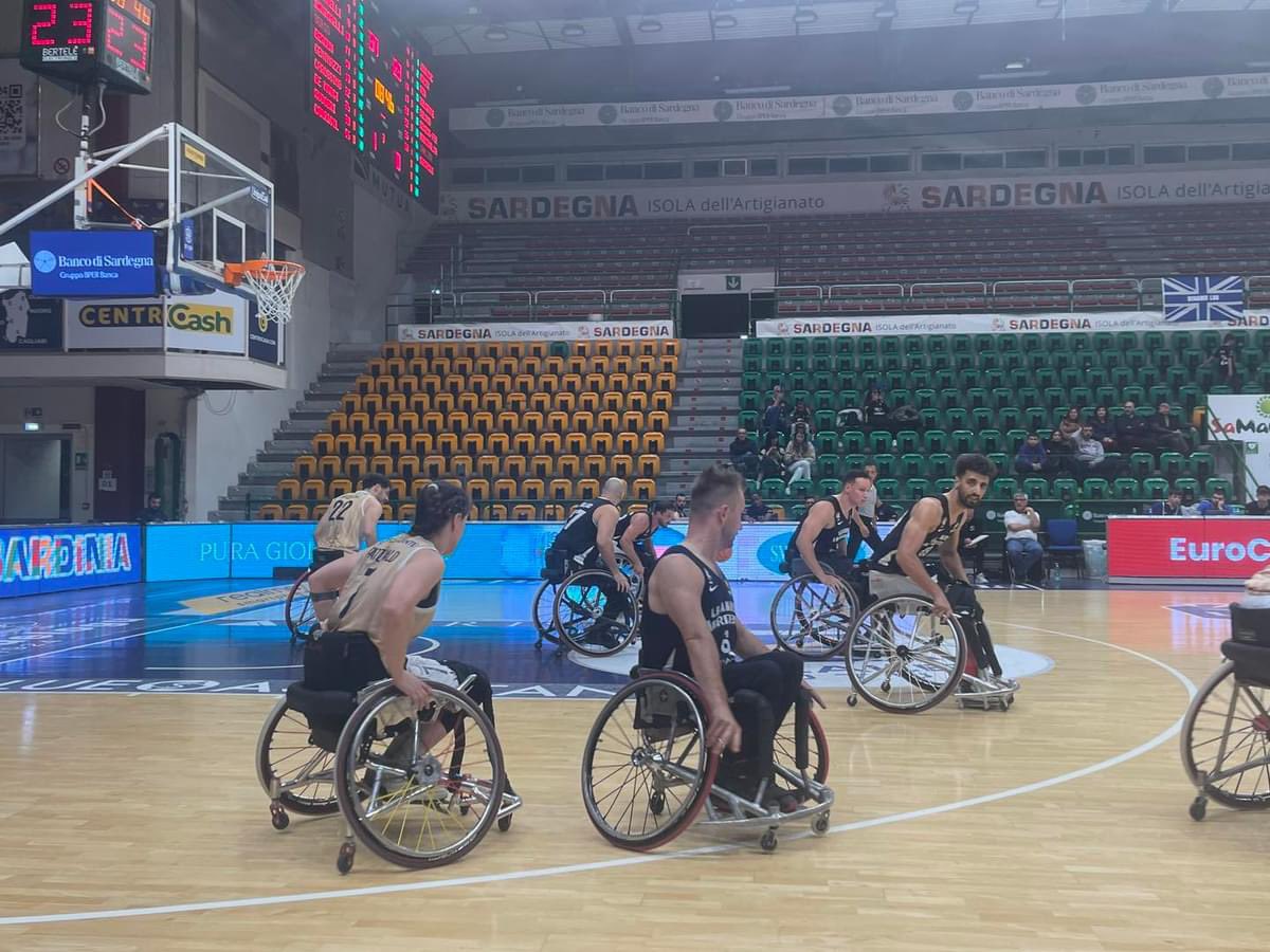 #LeCannet #sport #basketfauteuil #eurocup2
Allez les Hornets Le Cannet Côte d'Azur !⚡️👏
Après une victoire contre Le Puy-en-Velay et une défaite contre Cantù, victoire impérative aujourd'hui contre Hanovre pour une place en demi-finale !