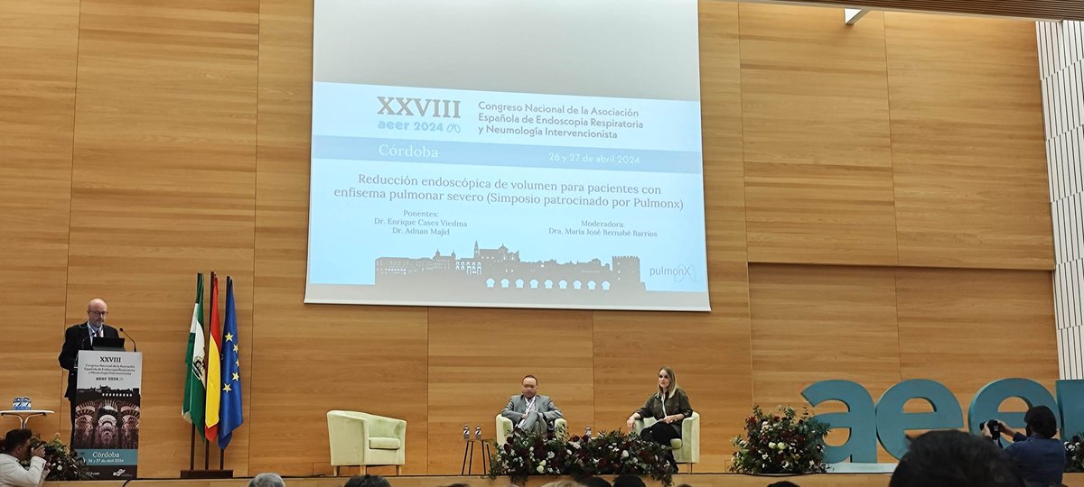 Excelente sesión sobre novedades de la reducción de volumen endoscópica de la mano de dos grandes ponentes, el Dr. Adnan Majid <a href="/BIDMChealth/">BIDMC</a>, USA, y el Dr. Enrique Cases del Hospital la Fe de Valencia. Gracias a la <a href="/AeerNeumologia/">AEER</a> y a <a href="/pulmonx/">Pulmonx SalesWeb</a> por elegirme ser su moderadora.