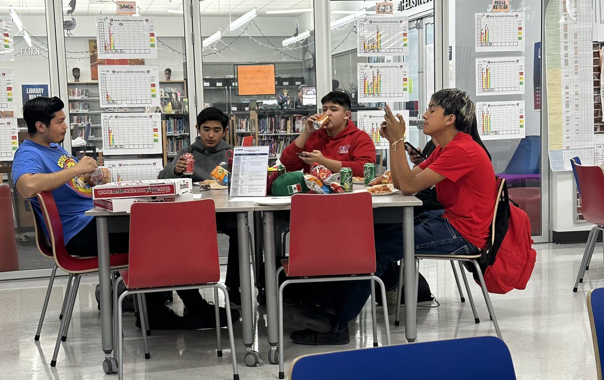 Shoutout to PASS tutor Diego Barron for staying after school 3 times per week for the last few weeks to provide Algebra 1 tutoring to our students, even rewarding the most dedicated students with pizza! @BAMS_GLopez @Bsanchez_BAMS @LucianoAlcala2 @BAMS_AArriaga @PJohnson_BAMS