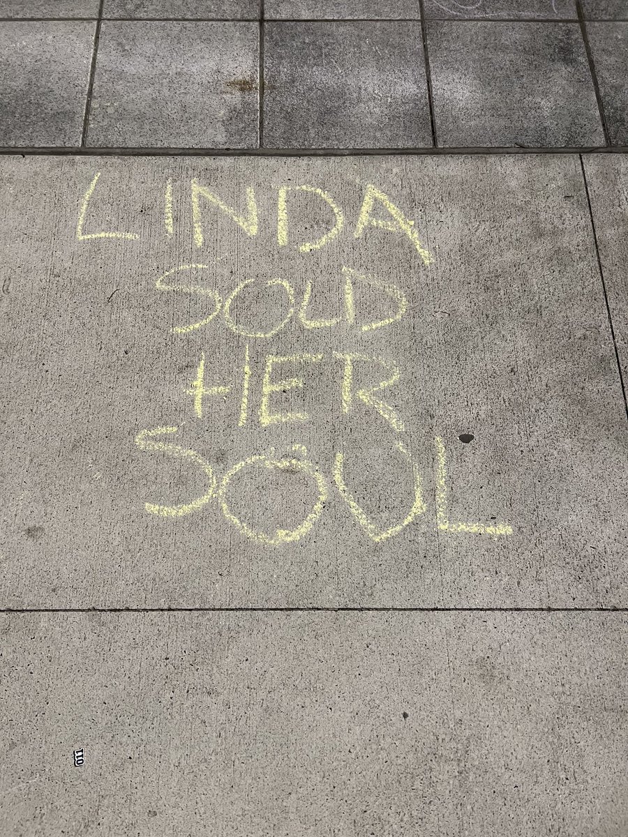 datainput's tweet image. 7/
Chalk tags

NYU Gaza Solidarity Encampment
NYU, Manhattan, NYC
Friday, April 26, 2024.
#CeasefireNOW #FoodNOW #SaveGaza #FreePalestine #nyc