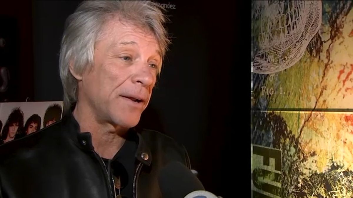 Hulu's new Jon Bon Jovi documentary series details iconic band's roots, rise to stardom abc7ne.ws/4dduF6N