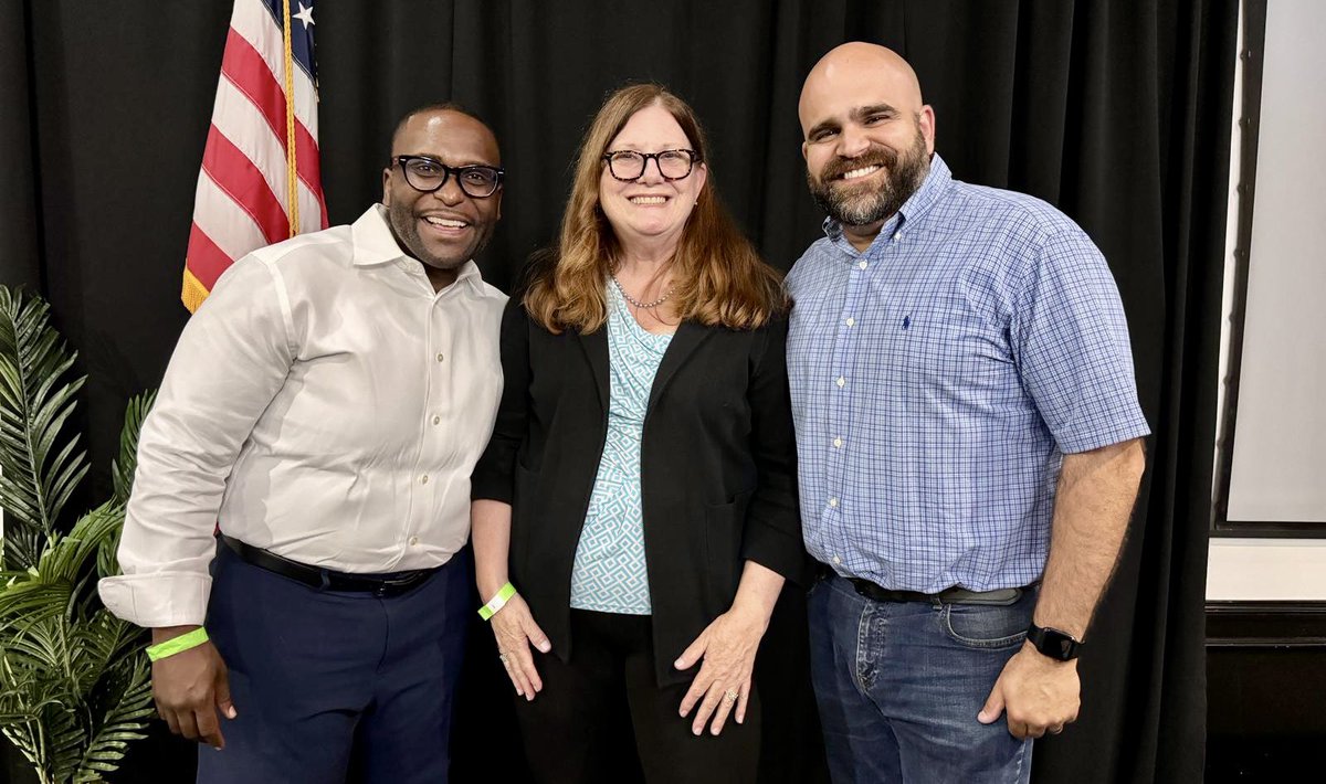 Our newly elected leadership team of @ShevrinJones as Chair @MillieHerrera as First Vice Chair and Marco Reyes @MarcoForFl as Secretary