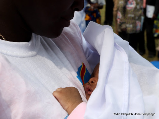 RDC : au moins 85 000 femmes et nouveau-nés bénéficient du programme de la gratuité de la maternité radiookapi.net/2024/04/27/act…