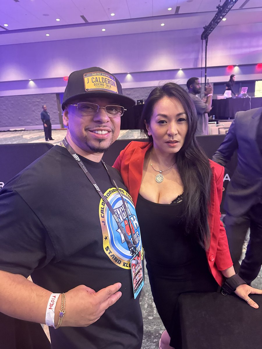 J Calderon of Fight Hook News with the Beautiful Rachel Donaire manager and wife of Filipino Boxing, legend, Former World Champion Nonito Donaire #fighthooknews  #boxingmedia #boxingfans #boxingworld #boxingfanatik #boxingnews  #boxinglifestyle #boxinglife #boxingfanatic #Boxing