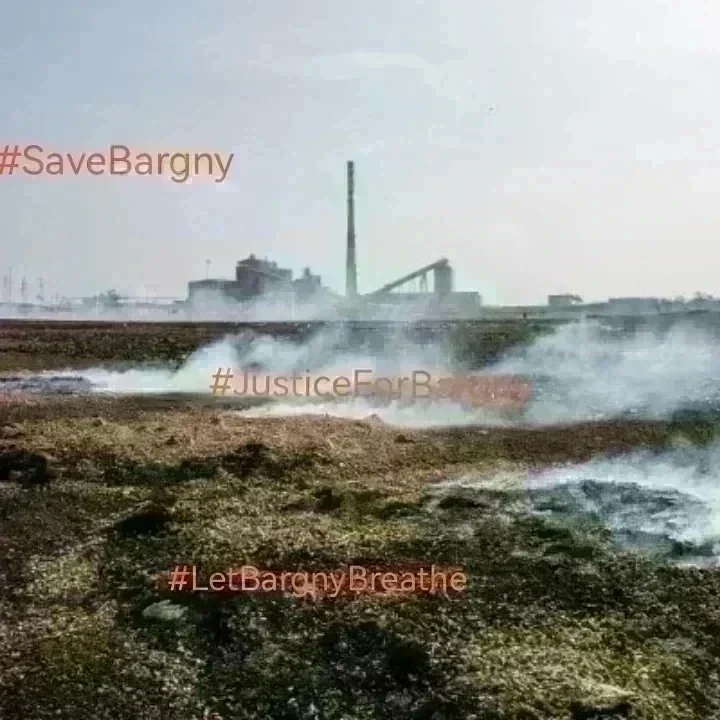 Save Bargny Day 1290 Bargny is a city in Senegal that has been dealing with the pollution of a coal plant for years, forcing people to move, creating climate refugees. It is now uninhabitable and neglected!