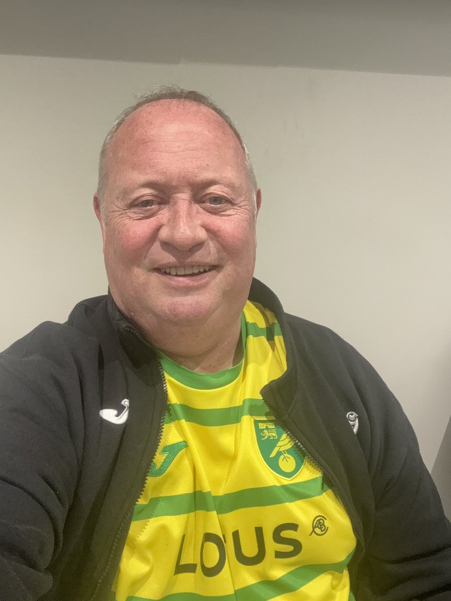 Back at my second home @DublinAirport  on my way to @NorwichCityFC  V @SwansOfficial  for the battle of the birds #flyingcanaries #ncfc #OTBC @FanHub @IrishCanaries  💚💛🇮🇪
