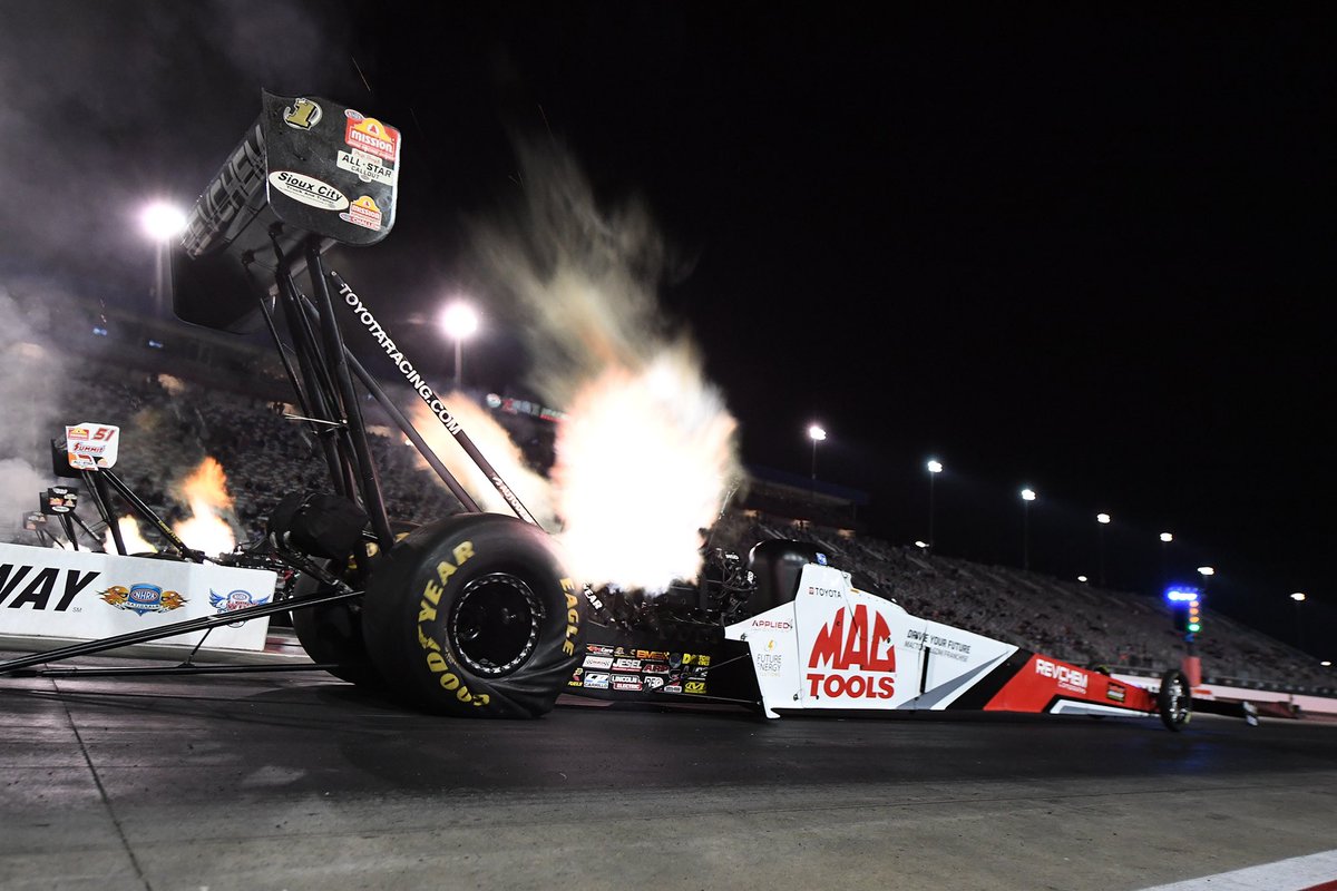 NHRA tweet picture